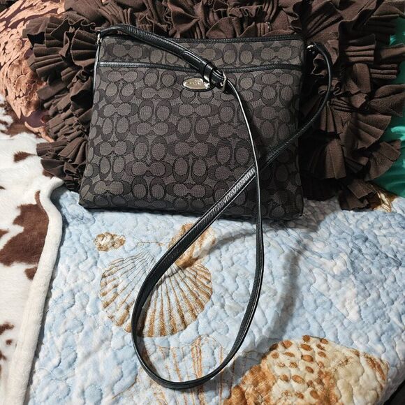 Coach File Bag Crossbody In Signature Monogram Jacquard Purse - Picture 10 of 10